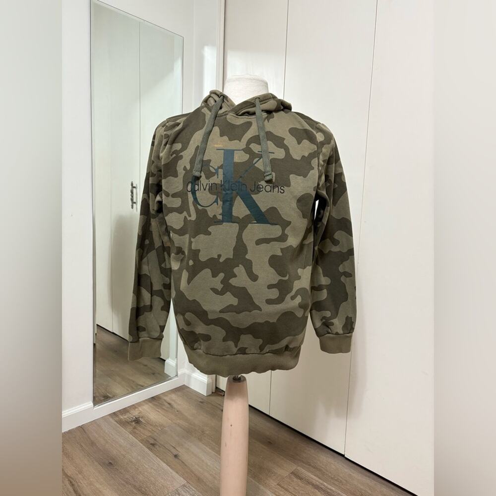 Calvin Klein Jeans Camo Hoodie Green Men’s Sweater Size Medium